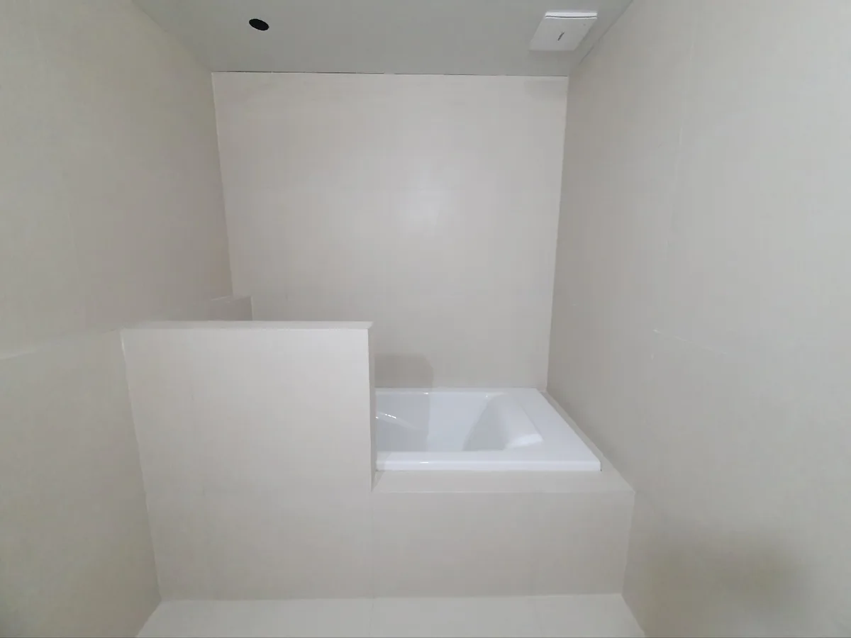 세면대·양변기 교체 및 바닥 타일 보수 시공 후 용인